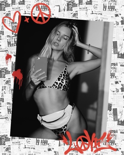 after using B&W filter black and white filter sticker background for mirror selfie poses photo