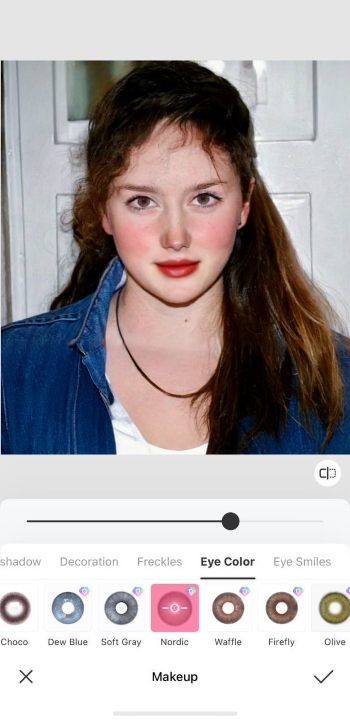 BeautyPlus App Screenshot EN - red eye remover adjust eye color