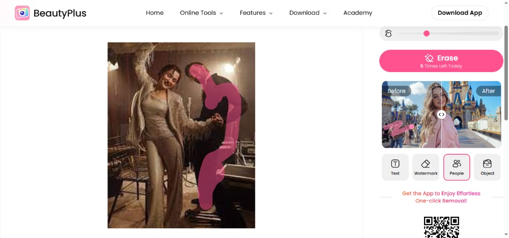 BeautyPlus Remove People from Photo Web Screenshot EN - dancing couple step 4