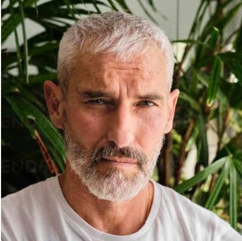 Cartoon face app - Lensa - Before