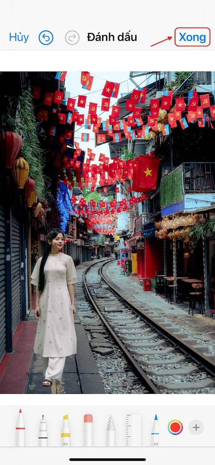 cách đổi phông nền ảnh trên iphone-Thêm chủ thể vào phông nền mới 02