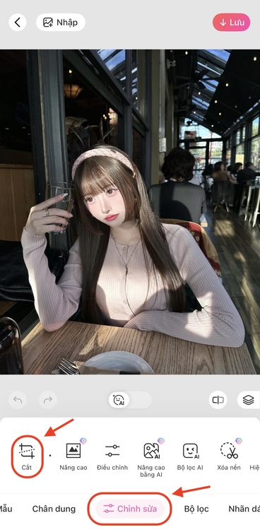 cách lật ảnh trên iphone-Chọn tính năng Cắt