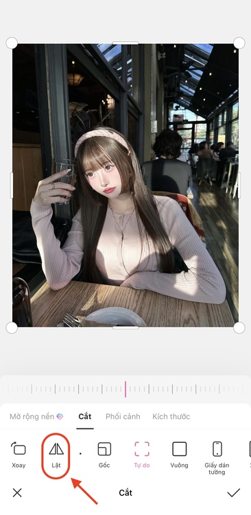 cách lật ảnh trên iphone-Chọn tính năng lật ảnh 01