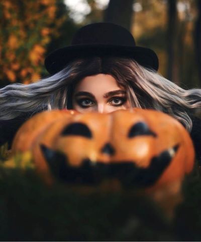 How to Make a Halloween PFP