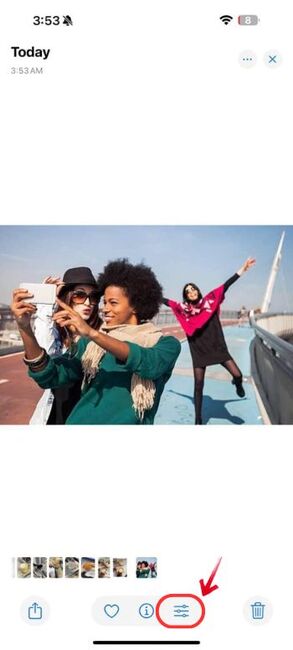 How to Use the iPhone Object Eraser - iPhone - 03