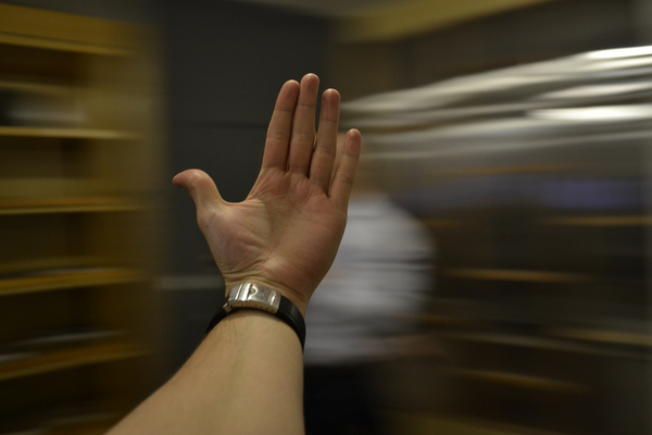 motion blur-Chụp theo kỹ thuật lia máy