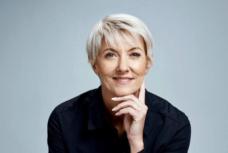 Remove Wrinkles Photo Online Free - BeautyPlus Online - Before