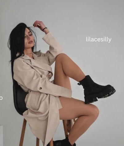 Top 8 Watermark Remover - FaceTune - Before