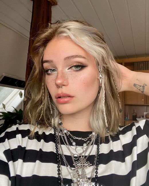 what would i look like with bangs-online-before